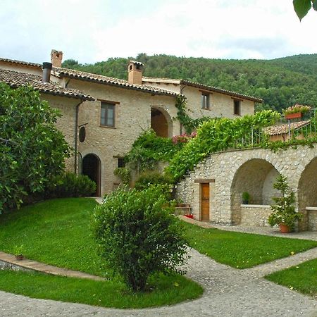 Agriturismo Il Casale Degli Amici Норча Экстерьер фото